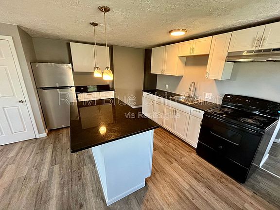 3rd image of 514 Oliver St #3