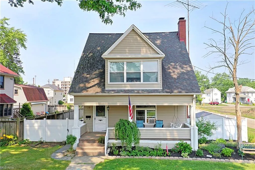 50 Cherry Ave photo 1