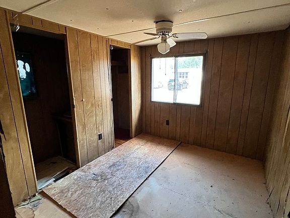 5th image of 19 Bargin Ln #27