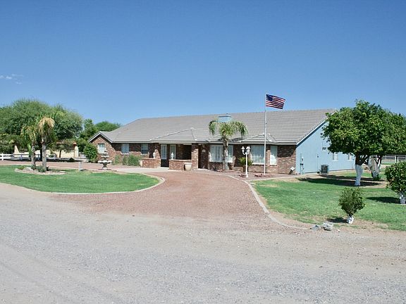 2nd image of 14740 E Via De Arboles