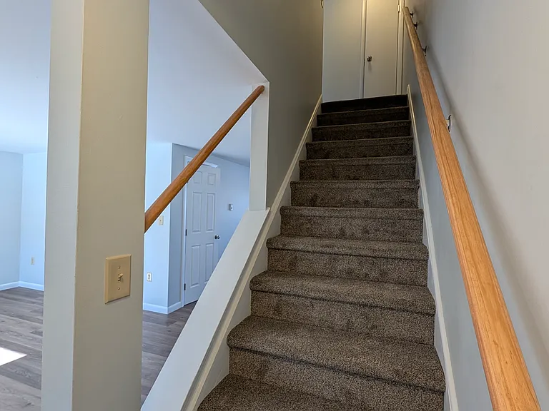 99 Village Green Dr #7 — Photo 16