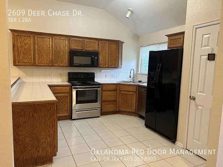 2609 Deer Chase Dr — Photo 15