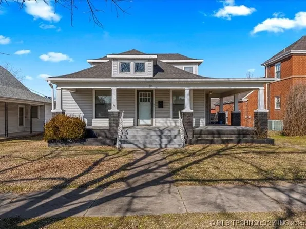 414 W Delaware Ave, Nowata, OK 74048