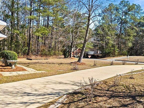 3rd image of 2072 S Evergreen Dr