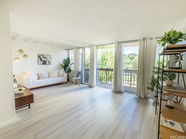 98-380 Koauka Loop APT 332, Aiea, HI 96701