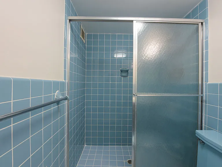 4201 Cathedral Ave NW #501W — Photo 26