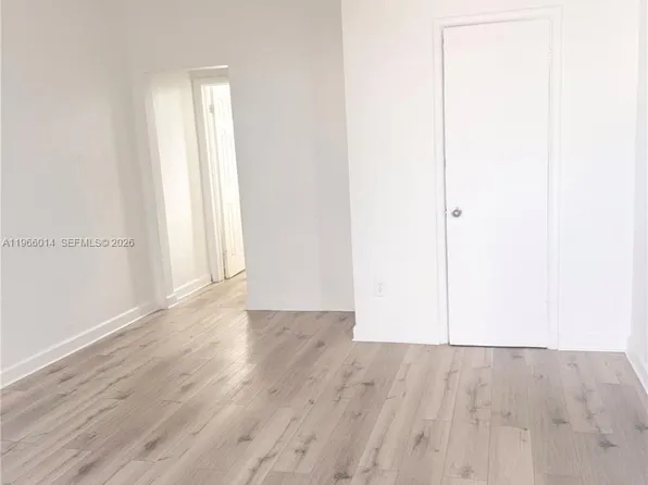 840 NW 10th St #1-4, Hallandale, FL 33009