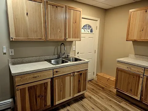 114 N Main St #UPPER — Photo 5