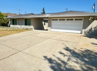 2420 Castle Rock Rd, Diamond Bar, CA 91765