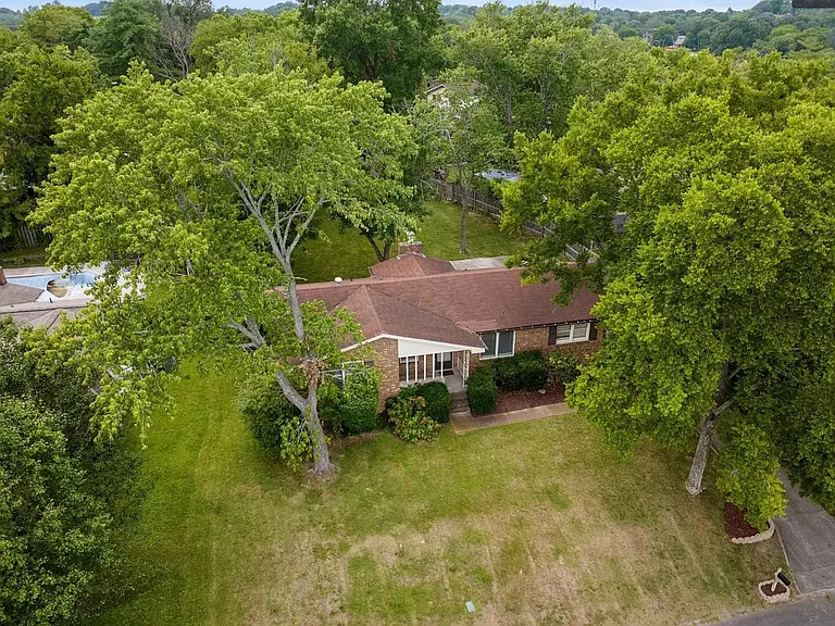 2805 Galesburg Dr — Photo 19