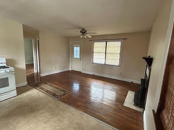 4th image of 9320 Collinsville Martin Rd