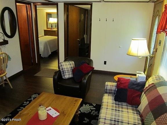 5 living 2 (640x480)