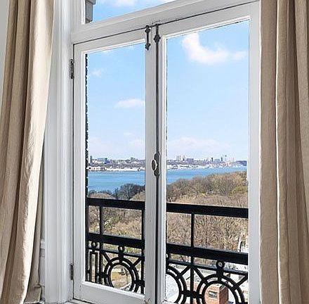 2nd image of 316 W 79th St APT 12E