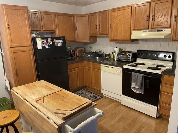 173 Adams St #27