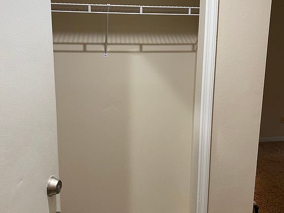 Entrance closet