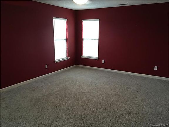 4th image of 1880 Hunter Oaks Ln