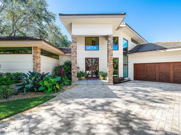 18163 SE Ridgeview Drive, Tequesta, FL 33469