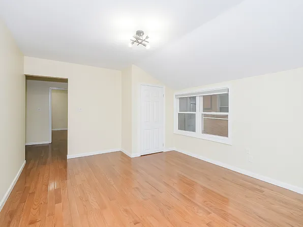 1461 East 3rd Street image 20 of 36