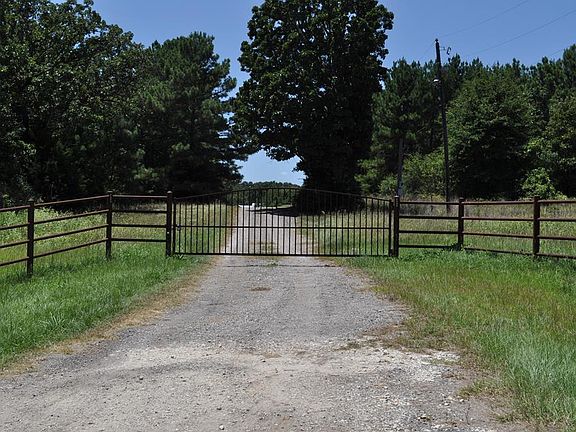 2nd image of 1722 An County Rd #432