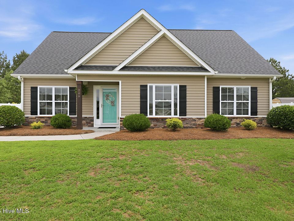 1st image of 209 Asheberne Drive