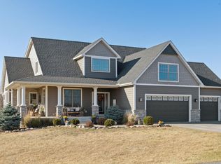 9745 Fenning Ave SE, Delano, MN 55328