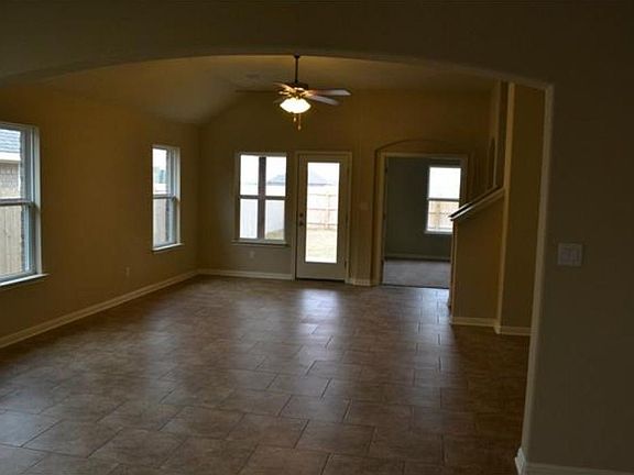 4th image of 8206 Arezzo Dr