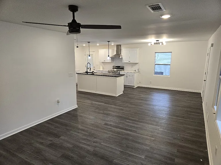 175 Holly Rd NW — Photo 8