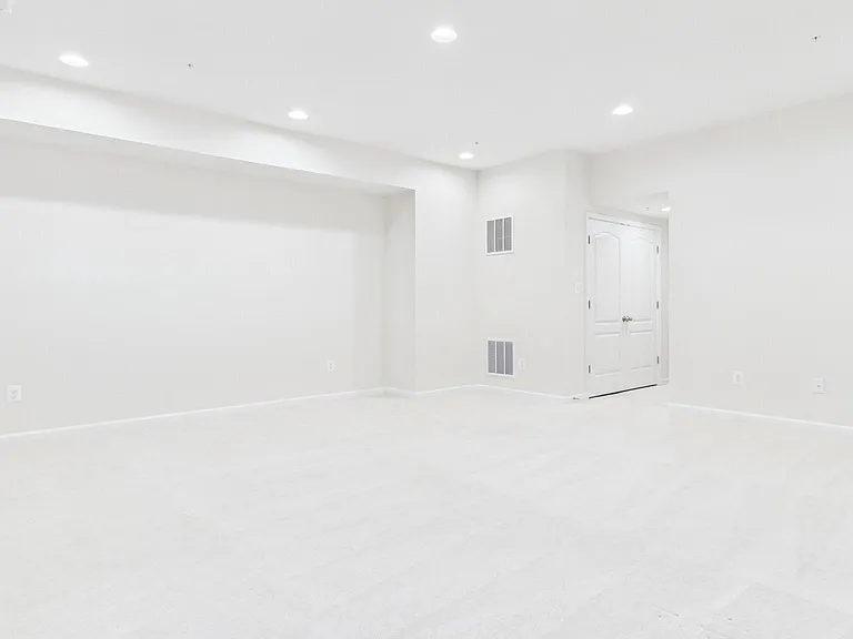 22 Chester Ct — Photo 8