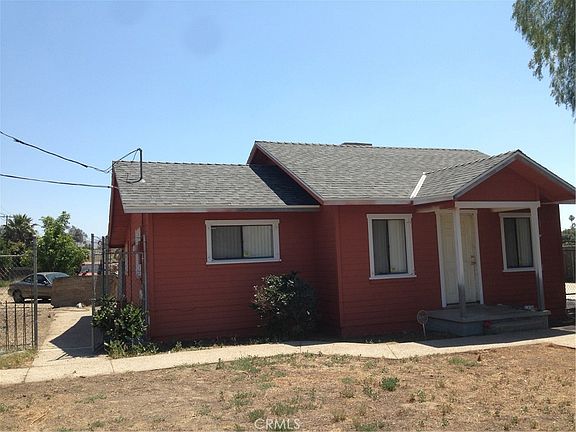 4th image of 10312 Jurupa Rd