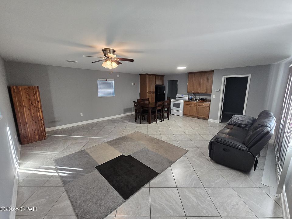 1st image of 222 Elm Ave