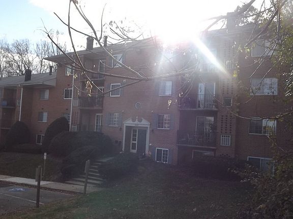 3rd image of 1543 Colonial Dr APT 104