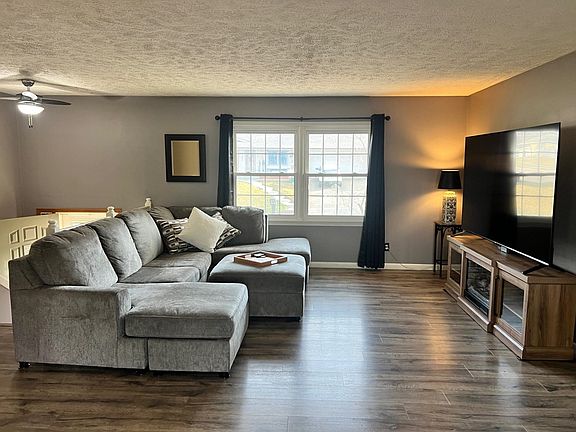 4th image of 1100 Terrace Rd