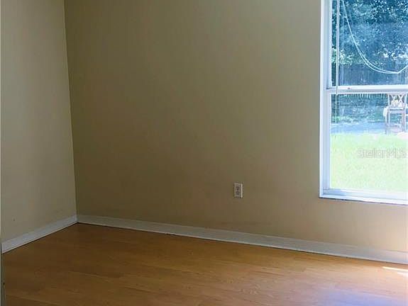 5th image of 13622 Meadowpark Ave