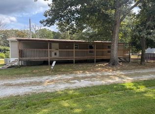 1027 Cody Rd, Centralia, IL 62801