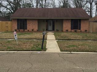 9112 Metairie Dr, Baton Rouge, LA 70810