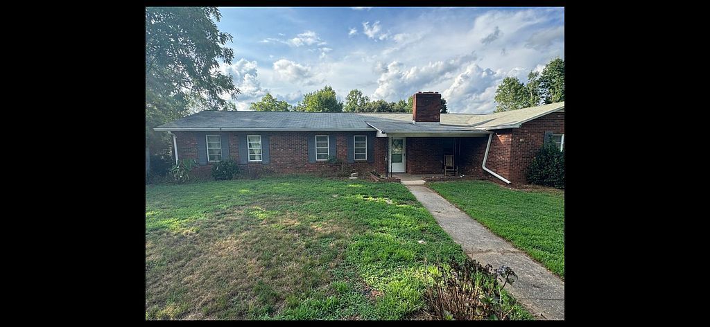 2922 Brad Deal Rd - Property Image