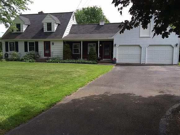 1st image of 12 Holley Dr