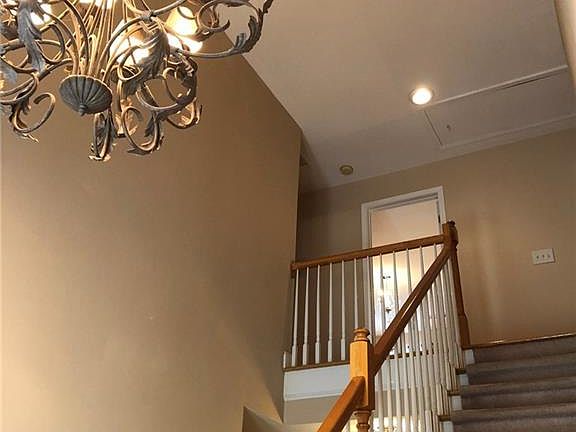 5th image of 3170 Martha Ct