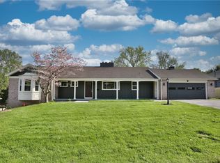 312 Imperial Cir, Rochester, NY 14617