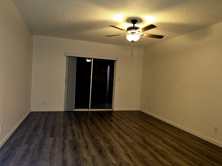 5890 Sugar Palm Ct #F — Photo 13