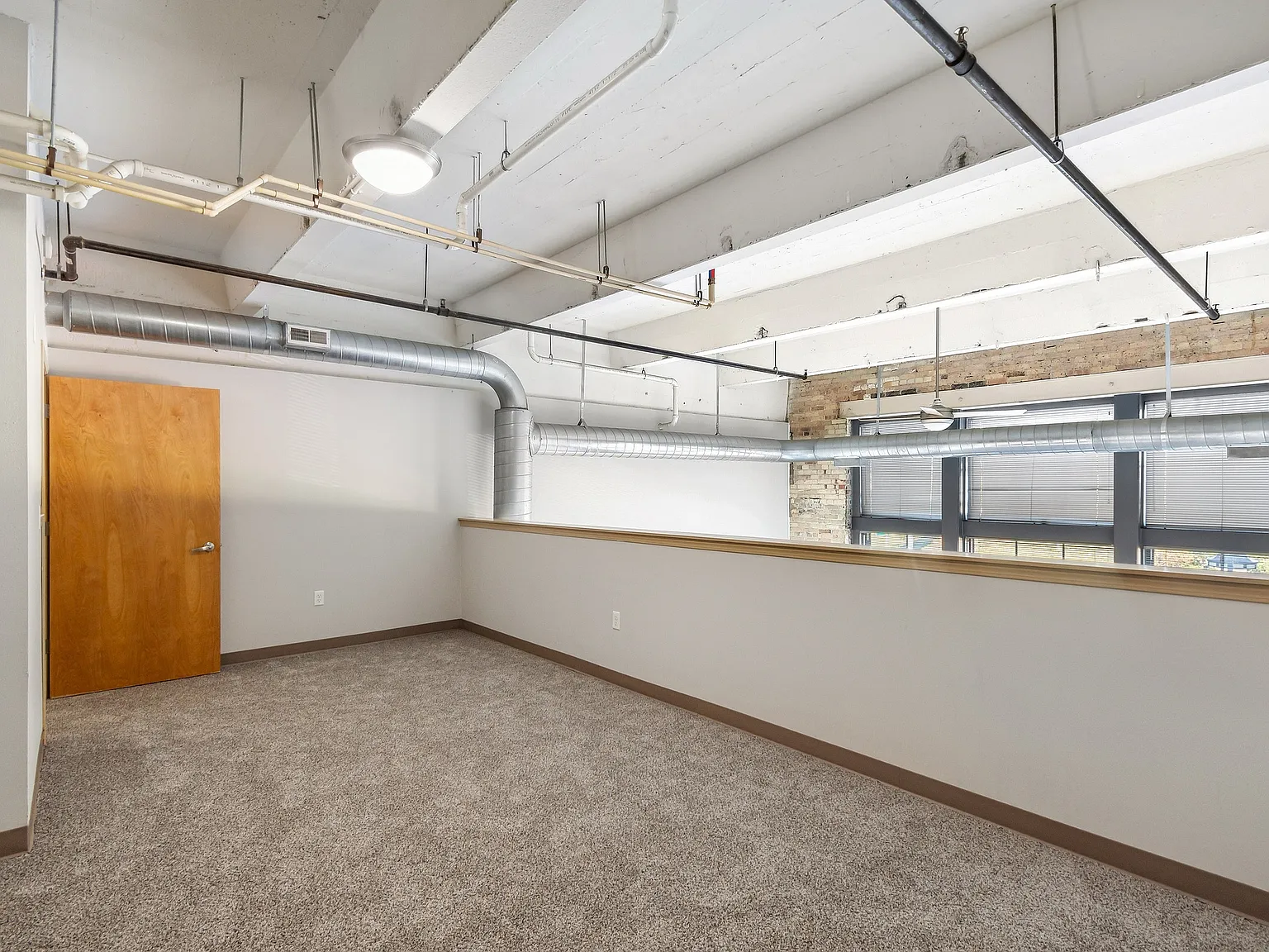 Blue Ribbon Lofts — Photo 4