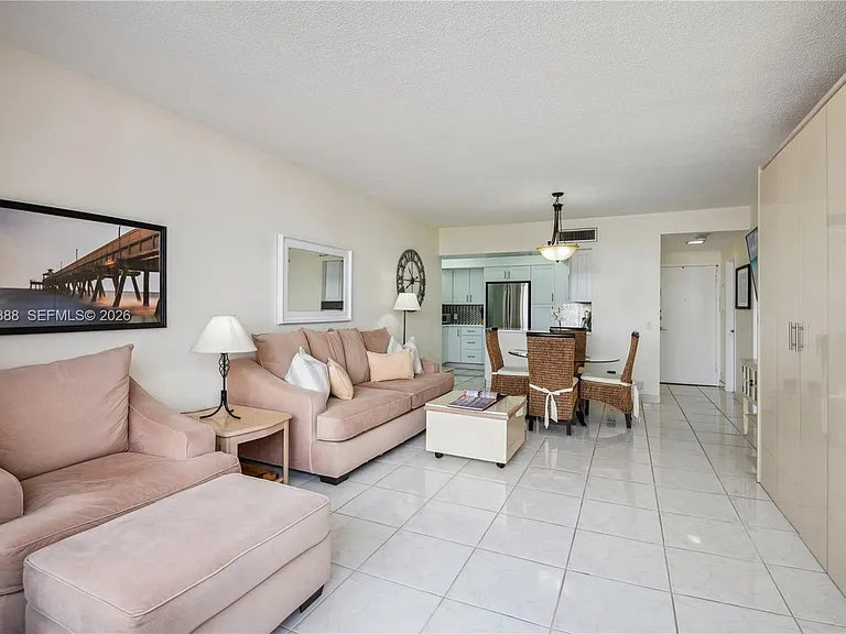 3505 S Ocean Dr #604 — Photo 6