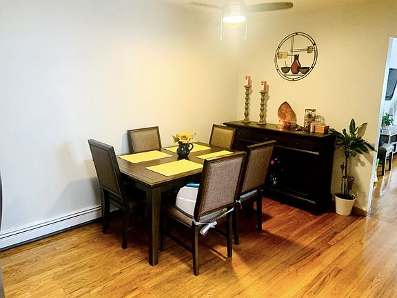 DINNING ROOM