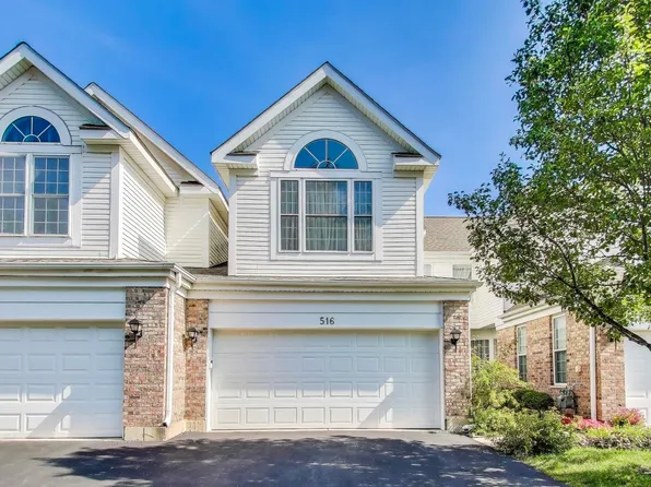 516 Citadel Cir, Westmont, IL 60559