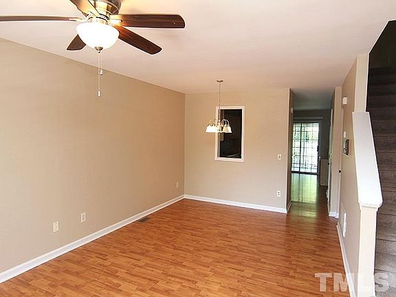 3rd image of 104 McGregor Dr