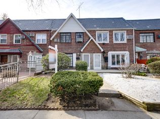 14860 60th Ave, Flushing, NY 11355