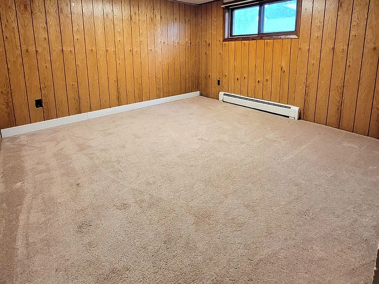 923 E Wausau Ave — Photo 14