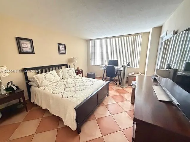 137 Golden Isles Dr #912 — Photo 14