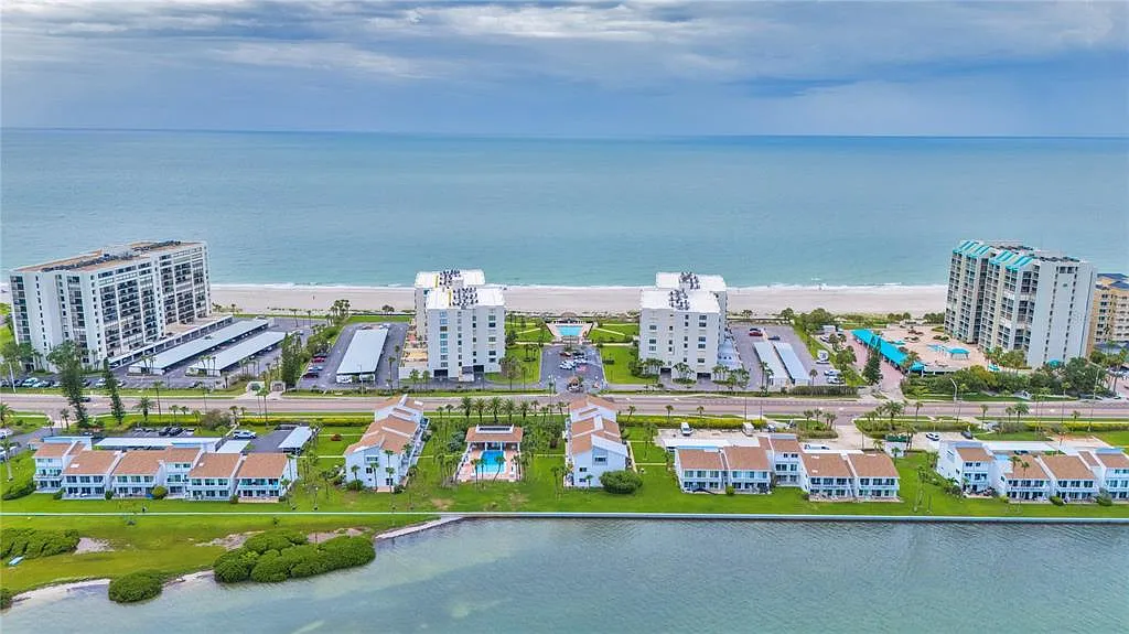 Building Photo - Gulf Blvd