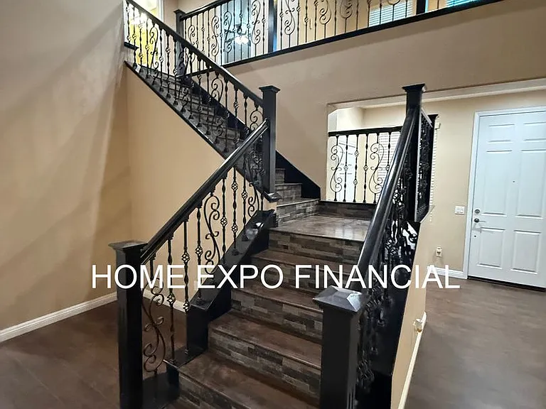 1456 Moonlight Dr — Photo 47